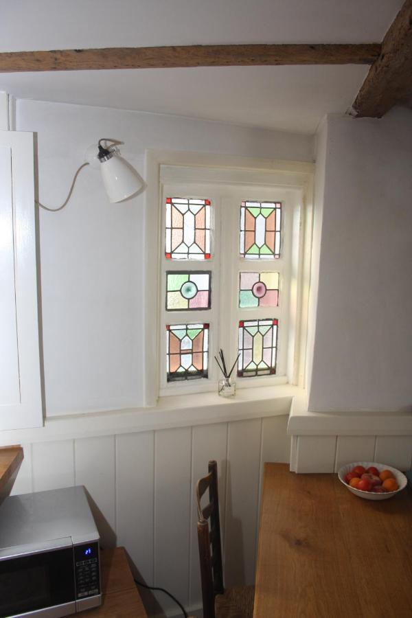Fishermans Cottage Built In 1705 Hastings Exterior photo