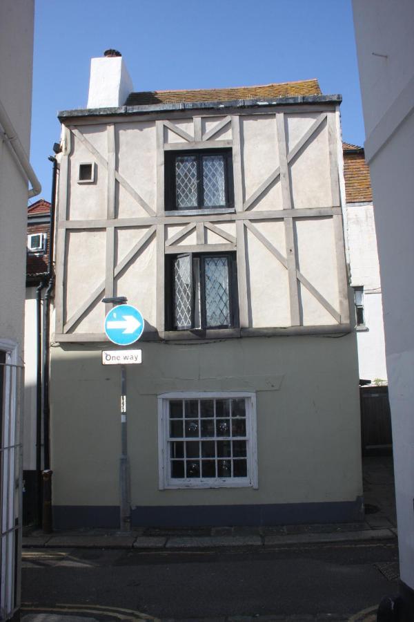 Fishermans Cottage Built In 1705 Hastings Exterior photo